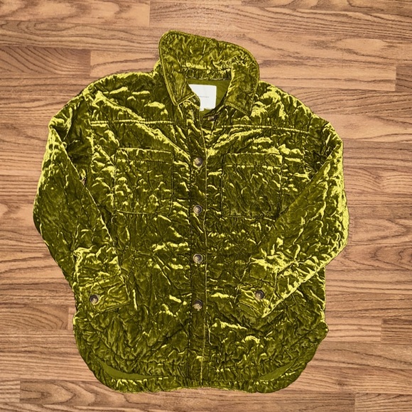 NWT A By Anthropologie Chartreuse Quilted Velvet Shirt Jacket Size Small Shacket - Picture 3 of 12